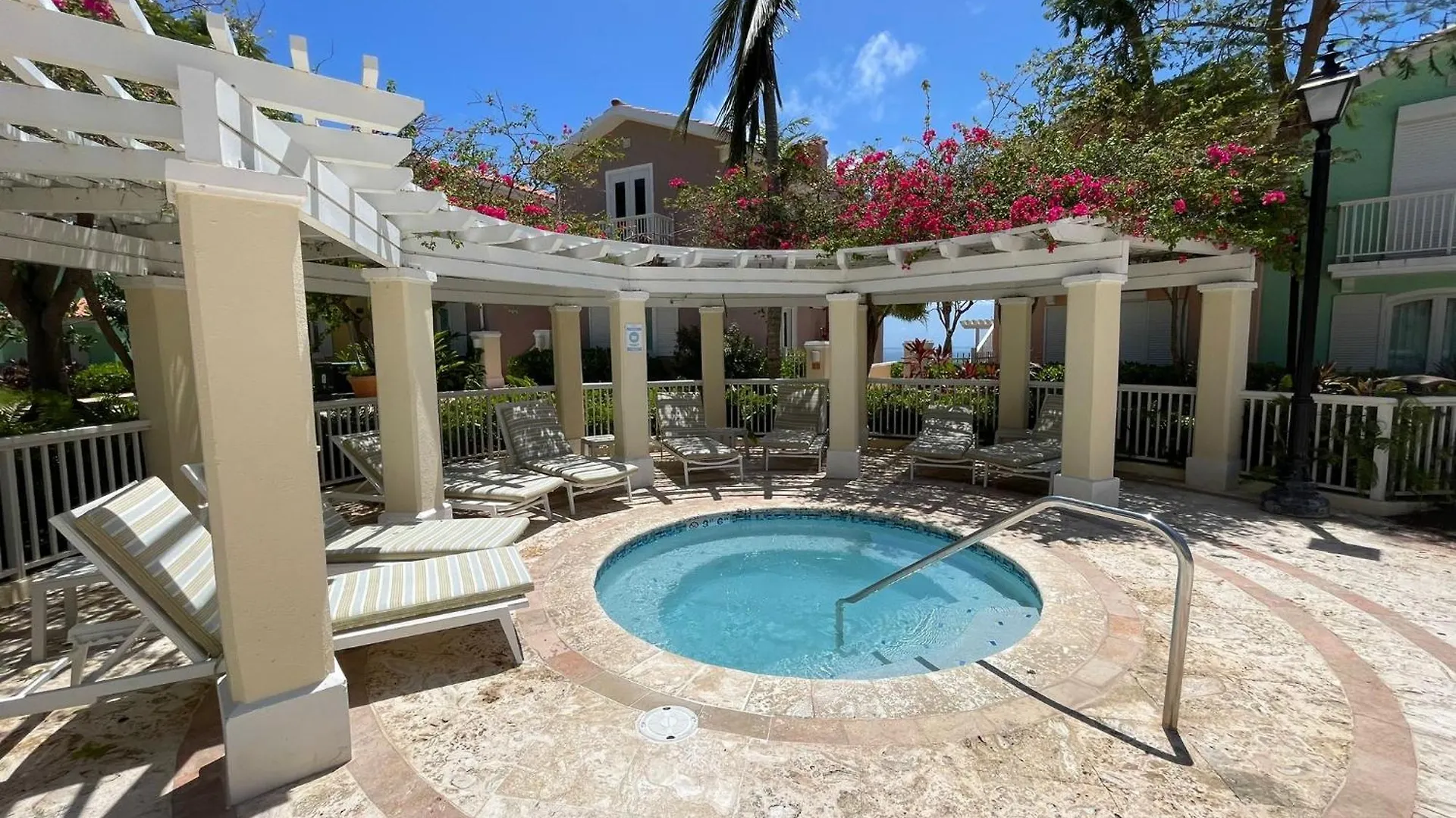 公寓 2Bed 2Bath At Las Casitas Village 法哈多